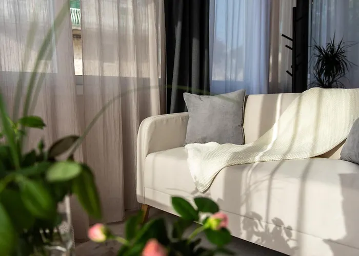 Apartment Yukka Comfor Center Hvar With Parking